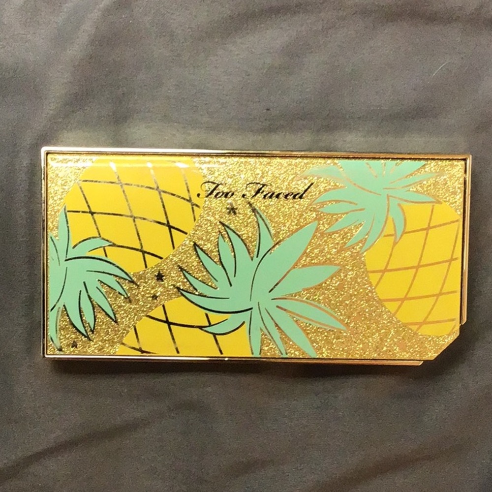 Too Faced eyeshadow